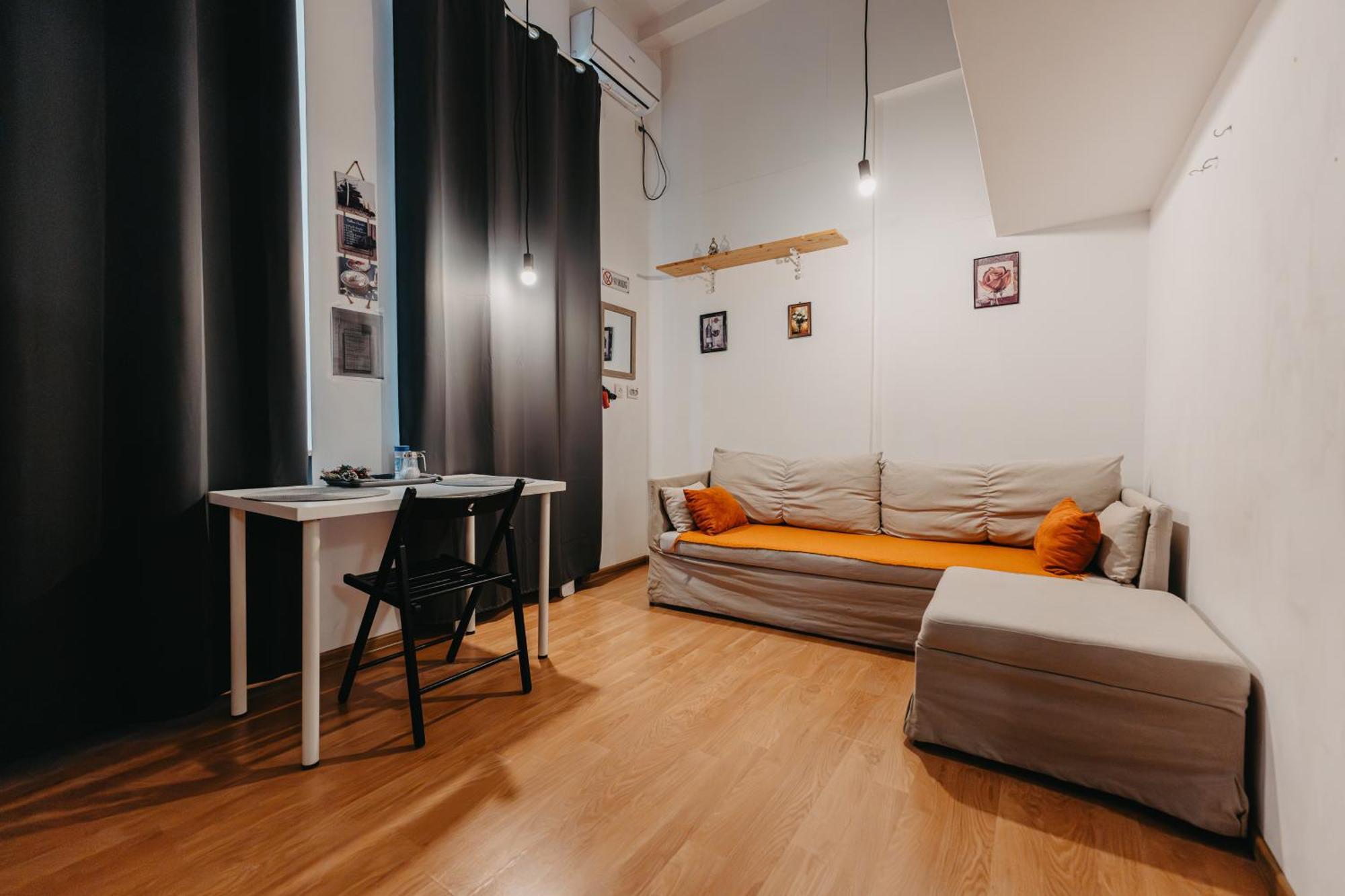Studio Piata Amzei Nr.1 Boekarest Buitenkant foto